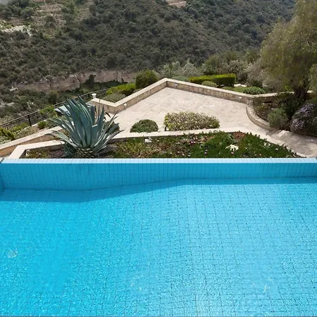 Villa Aphrodite Hills Superior Superior 0095 Air Conditioning 3 Bedrooms *