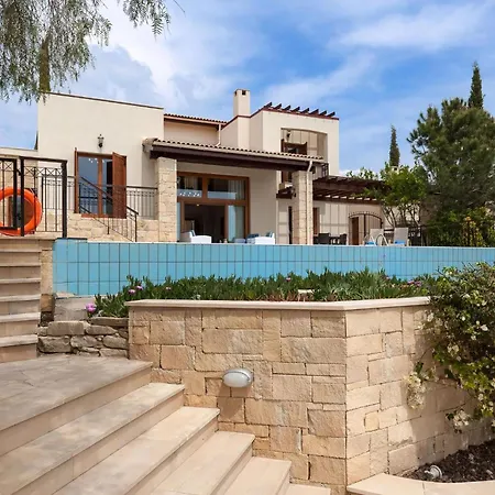 Aphrodite Hills Superior Superior 0095 Air Conditioning 3 Bedrooms