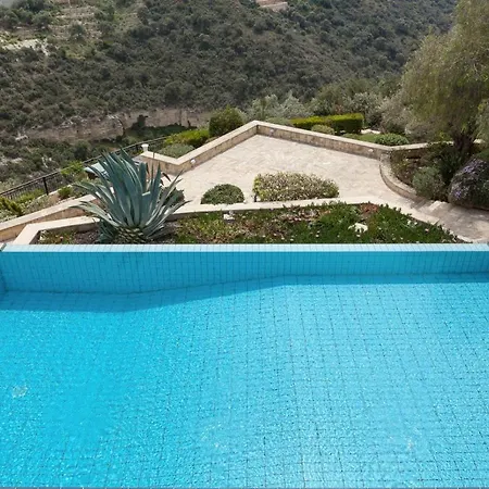 Villa Aphrodite Hills Superior Villas Superior Villa 0095 Air Conditioning 3 Bedrooms Paphos Paphos